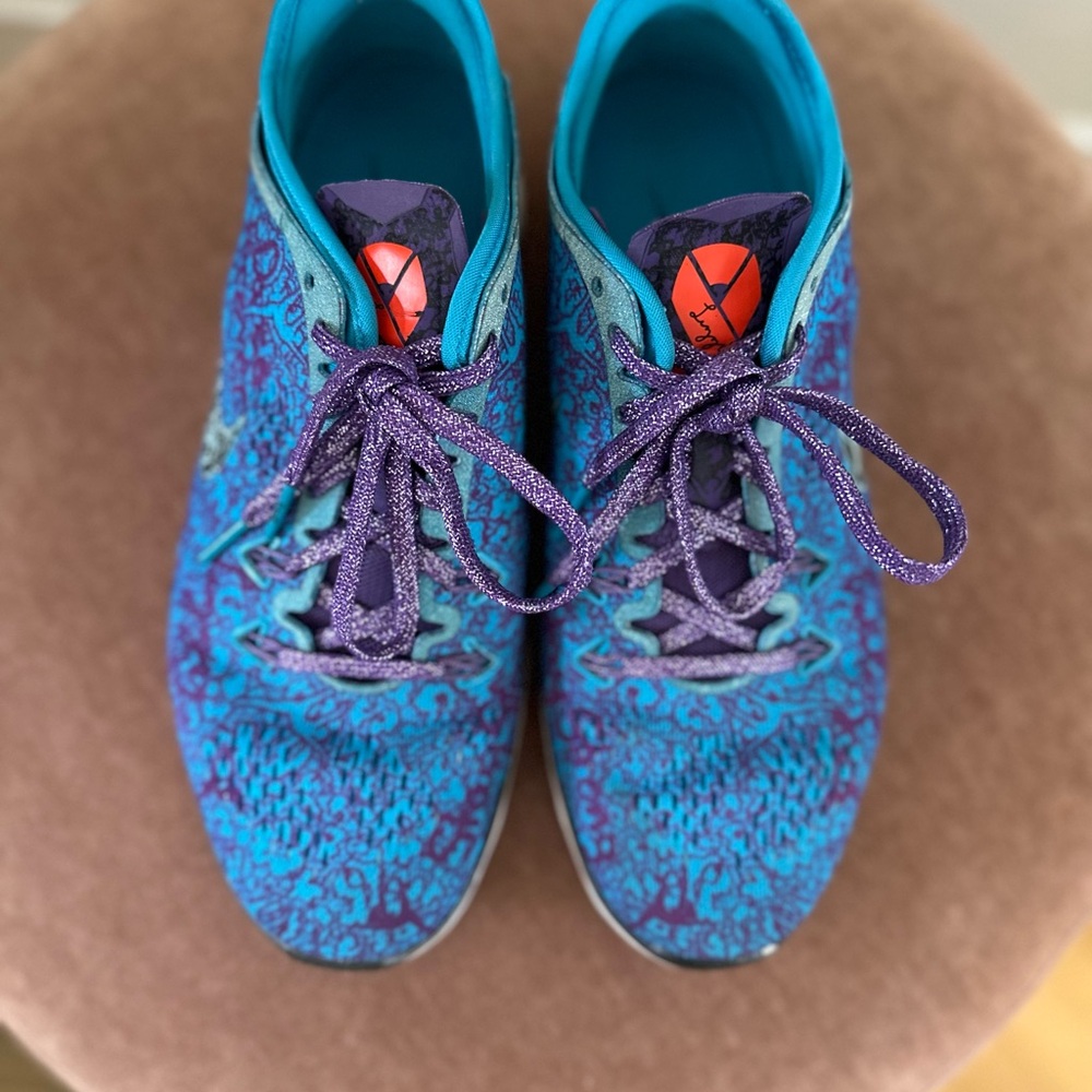Nike Doernbecher Blue Shoe Box